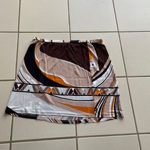 Adorable Pucci mini skirt colors orange black brown